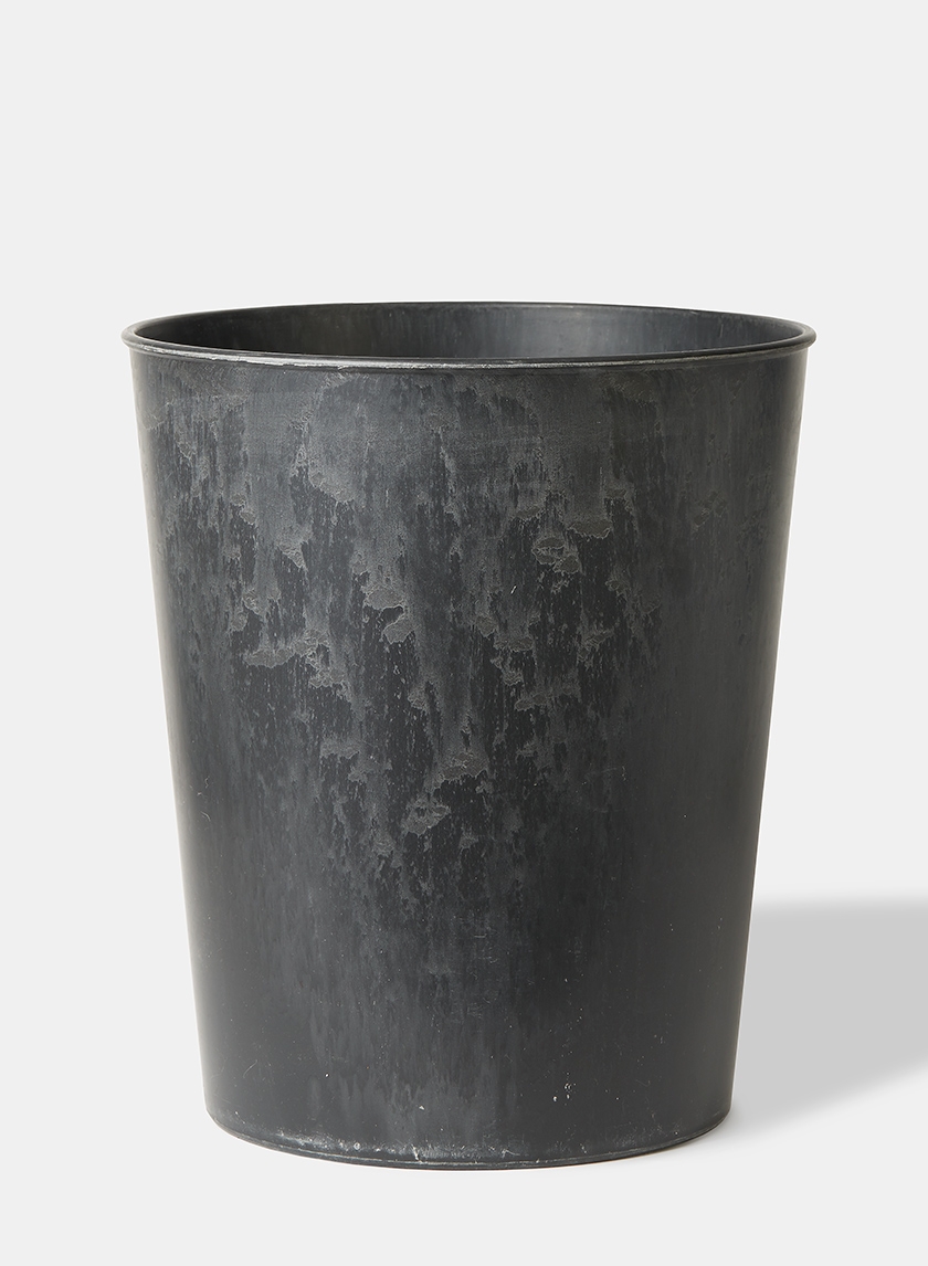 13 ¾in Aged Black Wide Mouth Flower Bucket